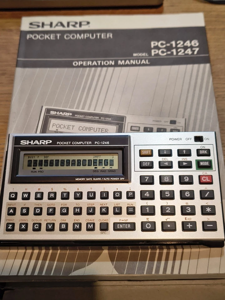 Sharp Pocket Computer PC -1246 with Programming Manual & Box - Image 1 of 1