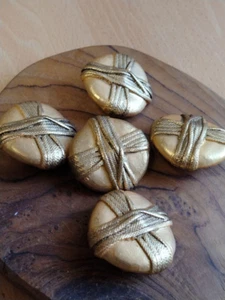 5pcs gold-colored 30mm bundle of ABS buttons special vintage  buttons - Picture 1 of 6