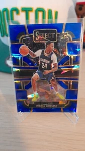 2023-24 Panini Select Jordan Hawkins Rookie Card Concourse Cracked Ice Blue - Bild 1 von 2