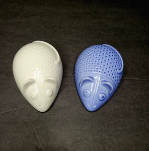 Villeroy Boch Mice Salt Pepper Shaker Pair Blue White Porcelain MCM Mouse Y2K - Bild 1 von 7