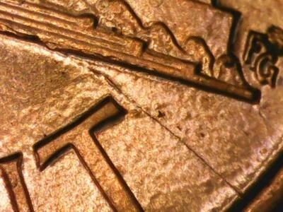 1990 Penny Die Crack Reverse - Image 1 of 4