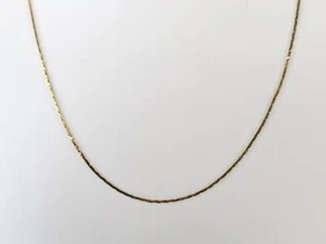 18" 14K Yellow Gold Triangle Link Chain Necklace 1.5G (AM1080507) - Picture 1 of 8