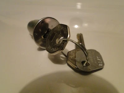 35-45 Chevy Pontiac Olds Cadillac GMC Buick Ignition Switch Lock Cylinder GM NOS - Image 1 of 3