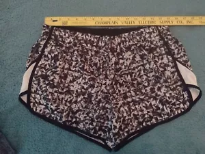Version Running Shorts - Black & White - M - Picture 1 of 7