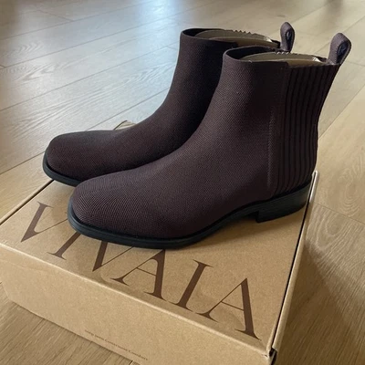 Botas Chelsea Vivaia Celina Mujer Puntera Cuadrada Agua RPT Tejidas 8.5 DK Chocolate Foto 1 de 4