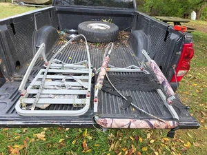 LIGHT WEIGHT ALUMINUM BIG GAME 2 PIECE CLIMBING TREE STAND WITH PACK BOWHUNTING  - Picture 1 of 19