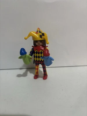 Playmobil Series 17 Jester W/ Hand Puppets Figure DISCONTINUED New - Image 1 of 2