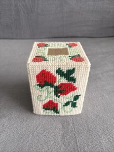 Vintage Nadelspitze Kunststoff Leinwand Taschentuch Box Abdeckung - Erdbeeren - Bild 1 von 6