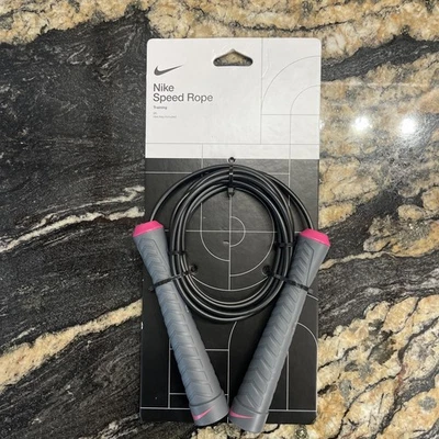 Cuerda de velocidad Nike para entrenamiento cuerda ajustable de 9 pies negra y rosa ¡NUEVA! Foto 1 de 4