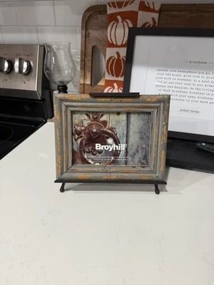 Marco de fotos de metal de madera Broyhill caballete soporte para fotos de 5x7 Foto 1 de 4