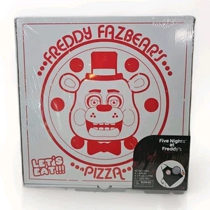Grembiule sigillato ThinkGeek Five Nights At Freddy's kit pizza 3 pezzi taglierina padella 2016 - Foto 1 di 6