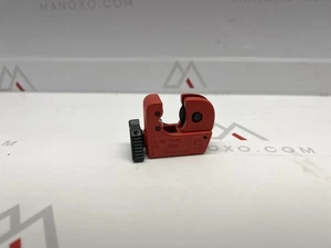 Mini cortador de tubo de cobre Milwaukee 48229250, plateado, 3 mm-15 mm - Imagen 1 de 1