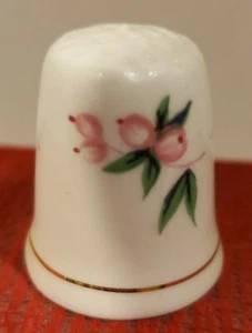 Vintage Ashleydale Thimble Bone China Sprig of Coralberry Flowers - Picture 1 of 2