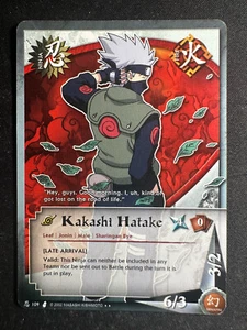 Naruto CCG 109 Kakashi Hatake Curse of the Sand Ilimitado Raro Texto Dorado Casi Nuevo - Imagen 1 de 2