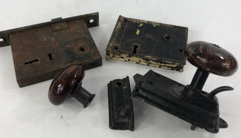 Antique Bennington Style Brown Swirl Mineral Porcelain Door Knobs & Rim Lock LOT Cover