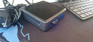 Intel NUC7i5BNK Micro PC Intel Core i5-7260U 2,2 GHz, 8 GB DDR4, 256 GB SSD, W.11 - Zdjęcie 1 z 12