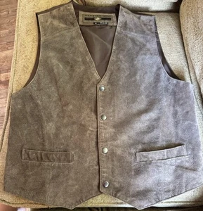 Vtg 90s Members Only Mens Size Medium Distressed Suede Leather Buckle Back Vest - Picture 1 of 5