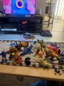 Lote mixto de 20 figuras de acción  - Imagen 1 de 4