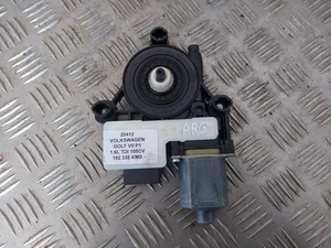 Moteur de lève vitre Arrière Gauche - VOLKSWAGEN GOLF VII (7) Réf : 5Q0959811A - Picture 1 of 5