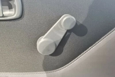 Manovella finestrino Piaggio Porter, Quargo e Daihatsu Hijet dall'anno di costruzione dal 1992 ad oggi - Immagine 1 di 3