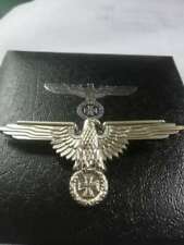 TOP quality WWII German eagle Iron cross Badge With Collection Box