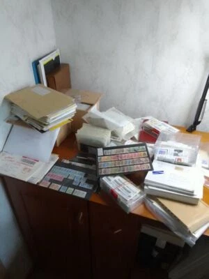 Cartón Estate 11Kg Alemania Maravilla Cartón Kiloware letras Foto 1 de 2