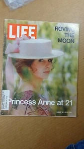 1971 august 20 LIFE Princess Anne Cover! Apollo 15 Feature! NASA ROVING THE MOON - Picture 1 of 10