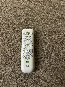 Microsoft Xbox 360 Universal Media Remote - For Parts And Repair As Is - Picture 1 of 5