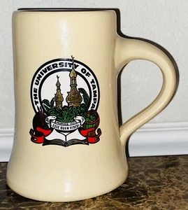 Taza de cerveza vintage de la Universidad de Tampa amarilla Stein NUEVO logotipo de escudo escolar - Imagen 1 de 2