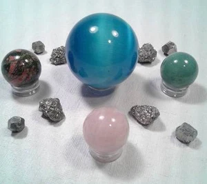 5 Kugeln - Rosenquarz, Hämatit, Unikit, Aventurin + 8 Pyrit + Glasfaser - Bild 1 von 8