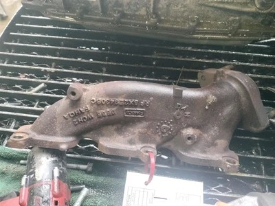 Coletor de escape direito 2011-2017 Ford Mustang - Imagem 1 de 4