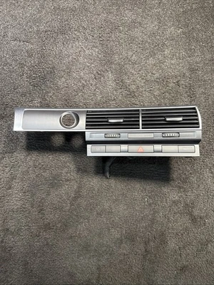 2005-2011 Audi A6 S6 painel central console grade de ventilação de ar fabricante de equipamento original 4F1820951 - Imagem 1 de 4