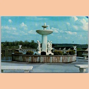 Postcard Quattro Stagioni Fountain Clinton Indiana - Picture 1 of 4