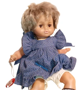 Muñeca DE COLECCIÓN ENGEL PUPPE de Werterzeugnis chica alemana en traje original 12" - Imagen 1 de 14