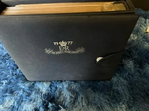 Queens Silver Jubilee 1977, coleccionistas de Westminster, 56 cubierta de primer día, completa - Imagen 1 de 24