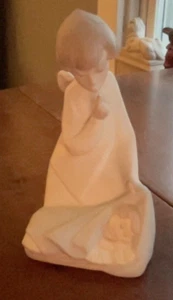 Vintage Lladro Figurine. Angel Hushing Over Sleeping Baby. Matte Finish. - Picture 1 of 6
