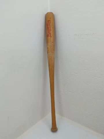 Vintage Souvenir Mini Bat Braves TEI 1990 MLB Cover
