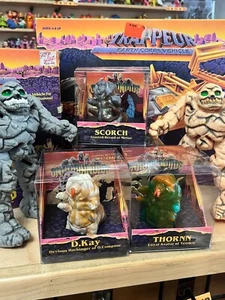 SET OF THREE INHUMANOIDS CUSTOM VINYL TOYS TARBUS IN PACKAGE BY TOY DE JOUR - Picture 1 of 11