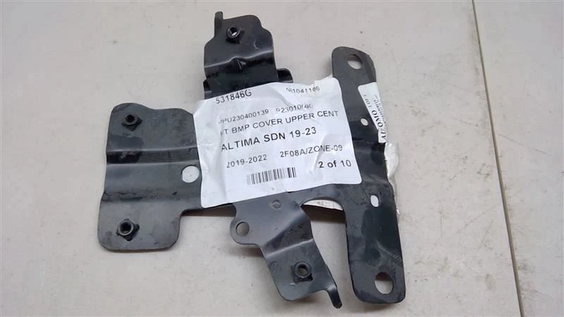 Nissan Altima Retenedor 2020-2022 - PARAGOLPES DELANTERO, INFERIOR 622426CA0A Foto 1 de 4