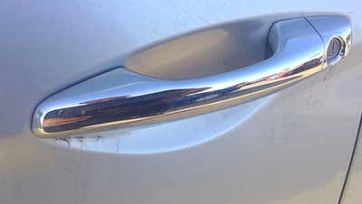 13 14 15 16 2017 18 Hyundai Santa Fe Front Driver Left LH Door Handle in Chrome - Image 1 of 4