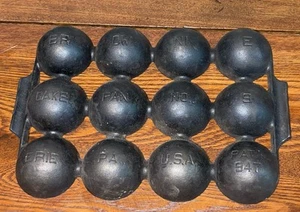 Vintage Griswold Brownie Cake Cast Iron Pan Golf Ball #9 - 947 - Picture 1 of 8
