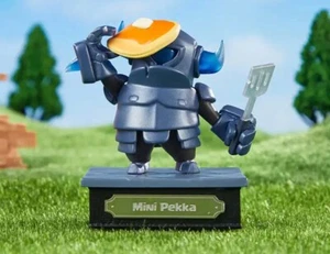 MINI PEKKA P.E.K.K.A. Clash of Clans Royale NEW BOX action figure SUPERCELL - Foto 1 di 3