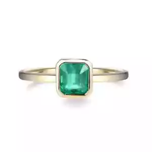 4.52 Ct Emerald Engagement Bezel Ring 10K Solid Yellow Gold - Picture 1 of 4