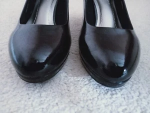 M&S Collection High Heel Schuhe. Schwarze breitere Passform Größe 6 1/2 - Bild 1 von 9