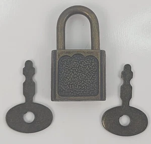 Vintage Miniature Tiny Jewelry Doll Padlock w/ 2 Keys EUC Working - Picture 1 of 8