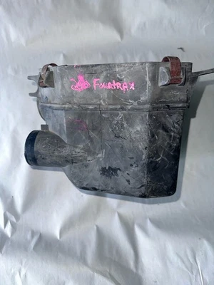 Honda Trx250 Fourtrax Air Box Utility Trx 250 1985 1986 1987 1988 85 86 87 Nice - Image 1 of 4