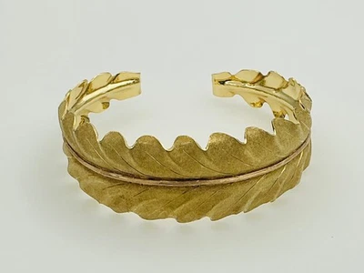 Mario Buccellati Leaf 18K Yellow Gold Leaf Motif Bangle Bracelet  Smaller size - Image 1 of 4