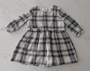 Carter's Size: 6 Months Gray, White w/ Gold Thread Long Sleeve Dress - Picture 1 of 7