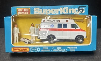 Ambulancia Dodge Matchbox Superkings K38 Foto 1 de 3