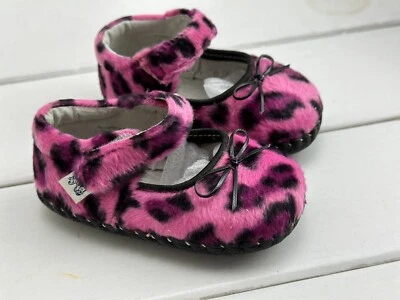 Clearance NEW Baby Girl leopard hot pink Pre-walker Shoes 6-12 months Size 4 - Image 1 of 4